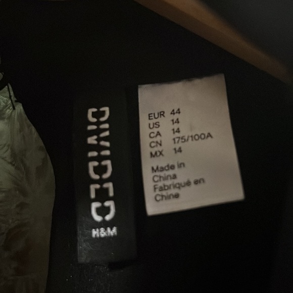 Little Black Dress - Picture 4 of 5